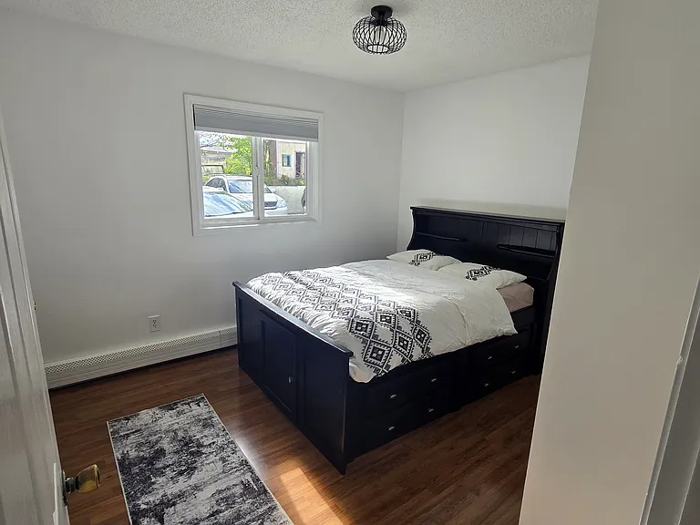 9921 Chelatna Cir — Photo 12