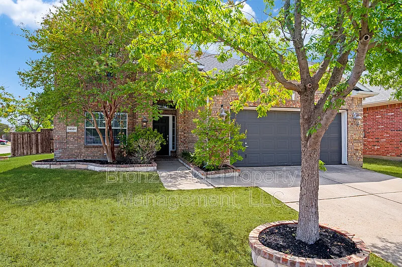14501 Eaglemont Dr