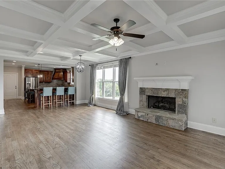 4612 Grandview Pkwy — Photo 15