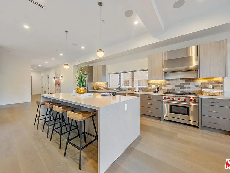 10563 Ashton Ave #1 — Photo 58