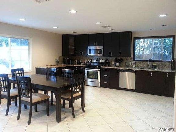 3rd image of 23813 Sylvan St