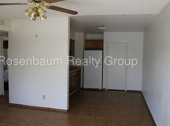 5th image of 845 N Date APT 1