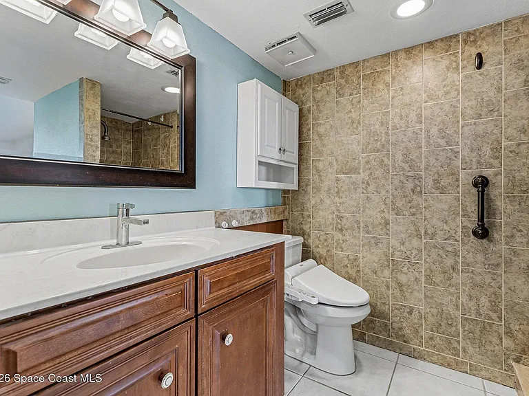 100 Canebreakers Dr #108 — Photo 11