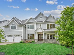 6815 Wise St, Mc Lean, VA 22101