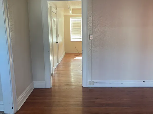 1002 12th Ave APT 6, Huntington, WV 25701