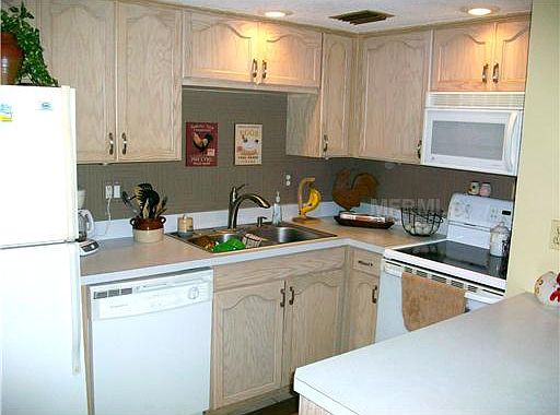 3rd image of 10 Lynnhurst Dr #1120