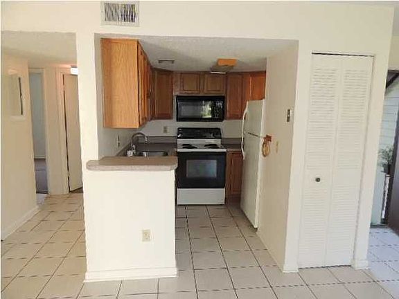 2nd image of 308 Miracle Strip Pkwy SW Unit 3A