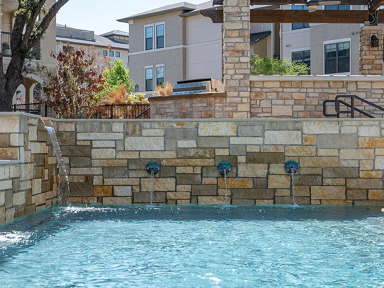 The Brackenridge — Photo 12