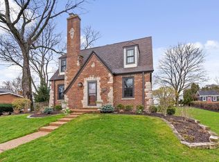 215 2nd Ave, Libertyville, IL
