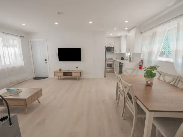 312 Elm St, Hollywood, FL