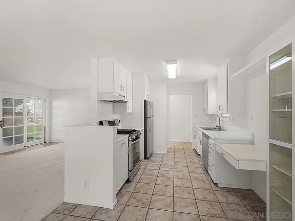 4th image of 5341 Cole St