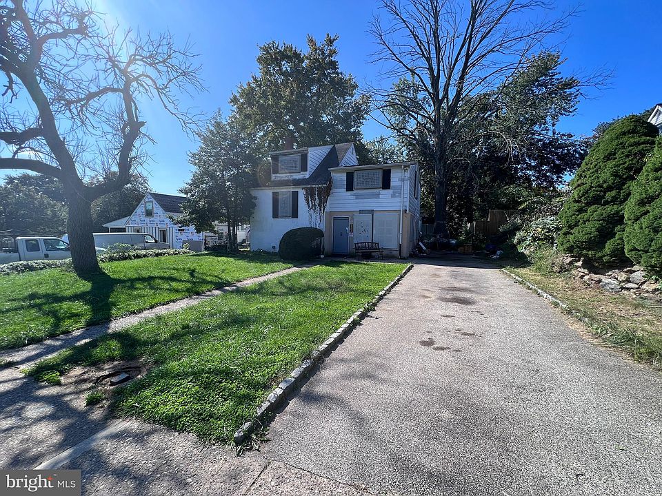 1st image of 8706 Wissahickon Ave