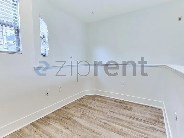 20402 Santa Ana Ave #11 — Photo 17