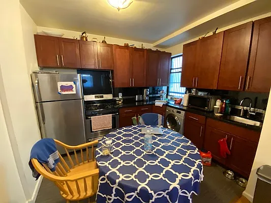 Rented by Mdays Realty | media 3