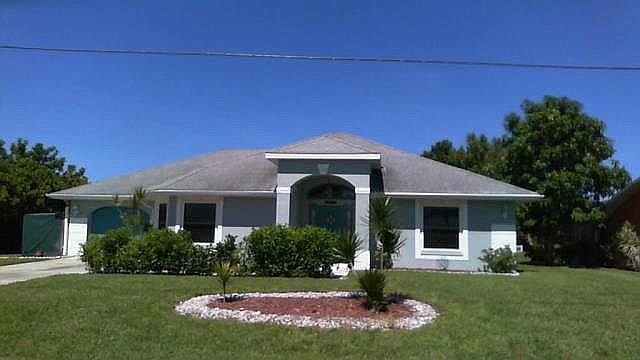 1st image of 1522 SE 20th Pl