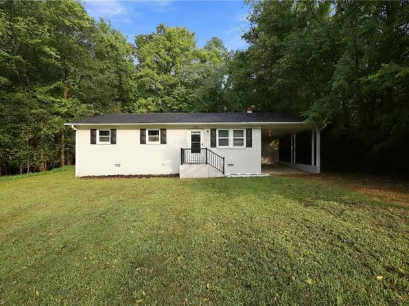203 Druid Hills Dr, Lexington, NC 27292