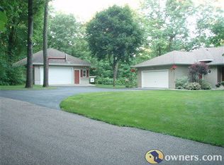 E2404 Pebble Run Rd, Waupaca, WI 54981