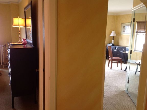 4th image of 1028 E Juneau Ave APT 721