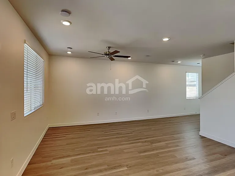 6059 W Calle Palmitas — Photo 8