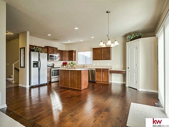 5th image of 18605 Polk St