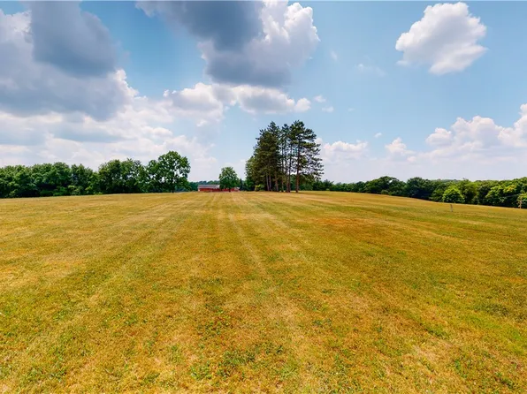 1500 Purdy Rd, Coraopolis, PA 15108
