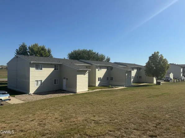 2005 E Dakota Pkwy, Williston, ND 58801