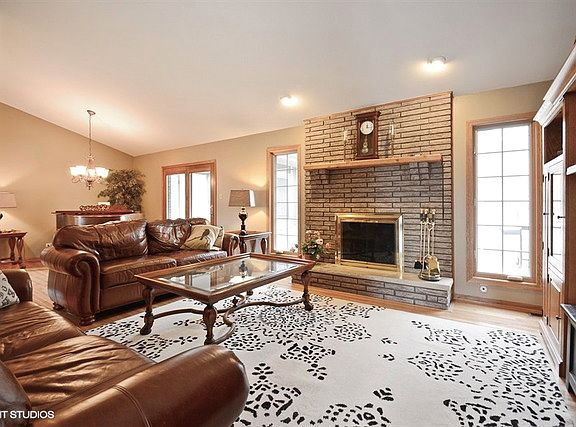 5th image of 16440 S Cypress Cir