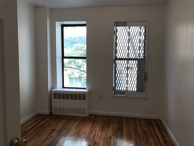 1st image of 451 E 116th St APT 1