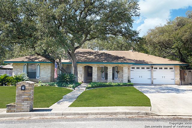 1st image of 15411 Bluffview St