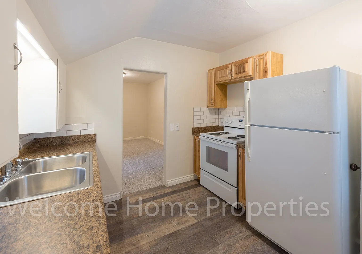 309 SW 6th St — Photo 4