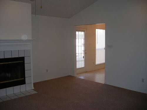 3rd image of 6105 King William Dr