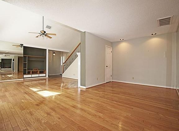 5th image of 11310 Spicewood Club Dr