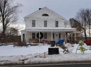 72 Maple St, Ellington, CT 06029