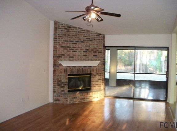 2nd image of 17 Woodhollow Ln