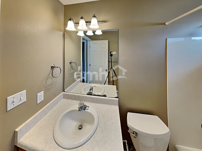 4047 E Ofallons Way — Photo 15