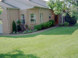 2743 Nottingham Ct, Thompsons Station, TN 37179
