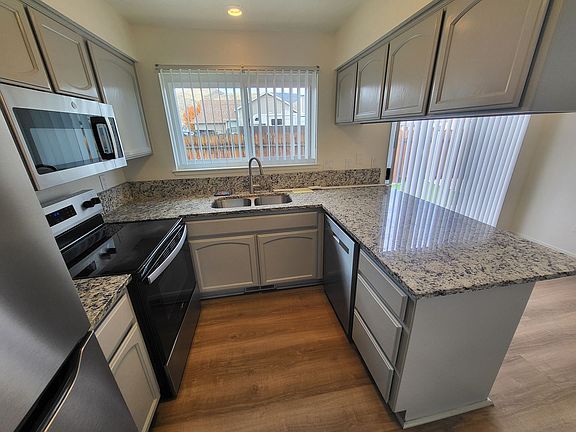 3rd image of 3146 Heaton Way #3148