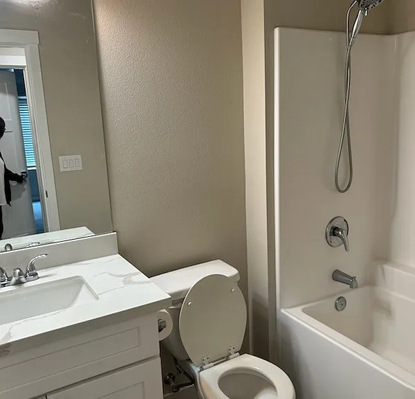 10227 Lexington Ave SW — Photo 8