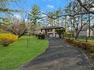 43 King George Rd, Warren, NJ 07059