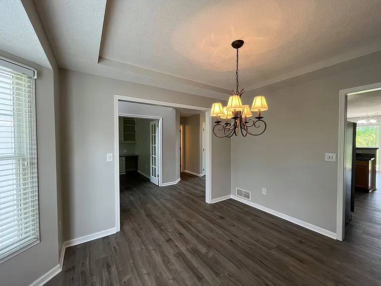 6653 Scioto Pkwy — Photo 4