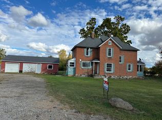 27009 C Dr N, Albion, MI 49224