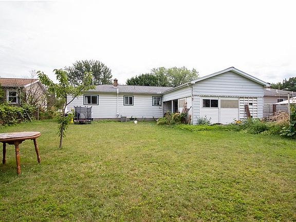 4th image of 1442 E 32nd St