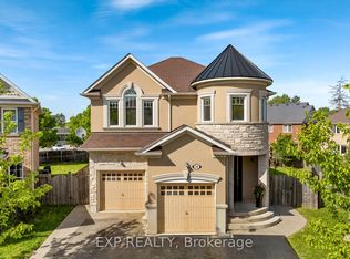 28 Ohara Ln, Hamilton, ON L9K 0C7
