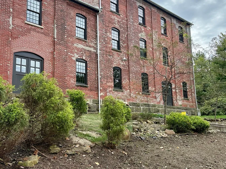 243 Furnace St