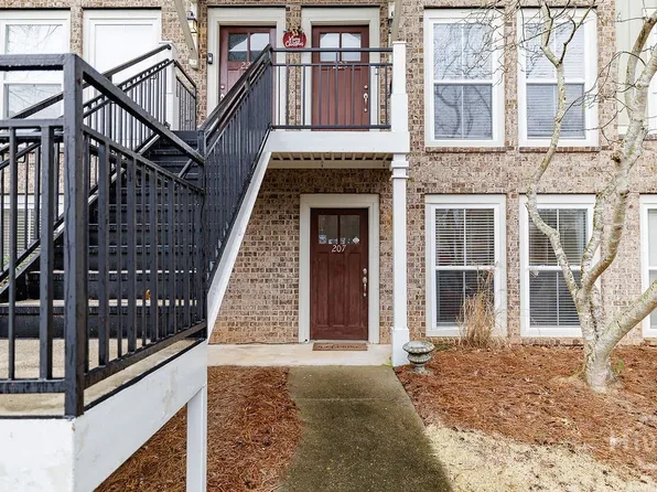 490 Barnett Shoals Road #207, Athens, GA 30605