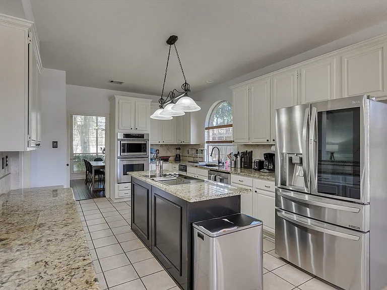 2800 Cherry Spring Ct — Photo 12