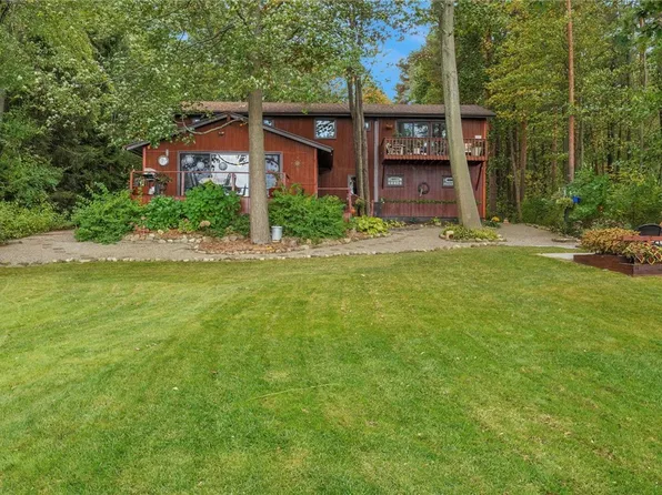 6440 Hamilton Dr, Derby, NY 14047