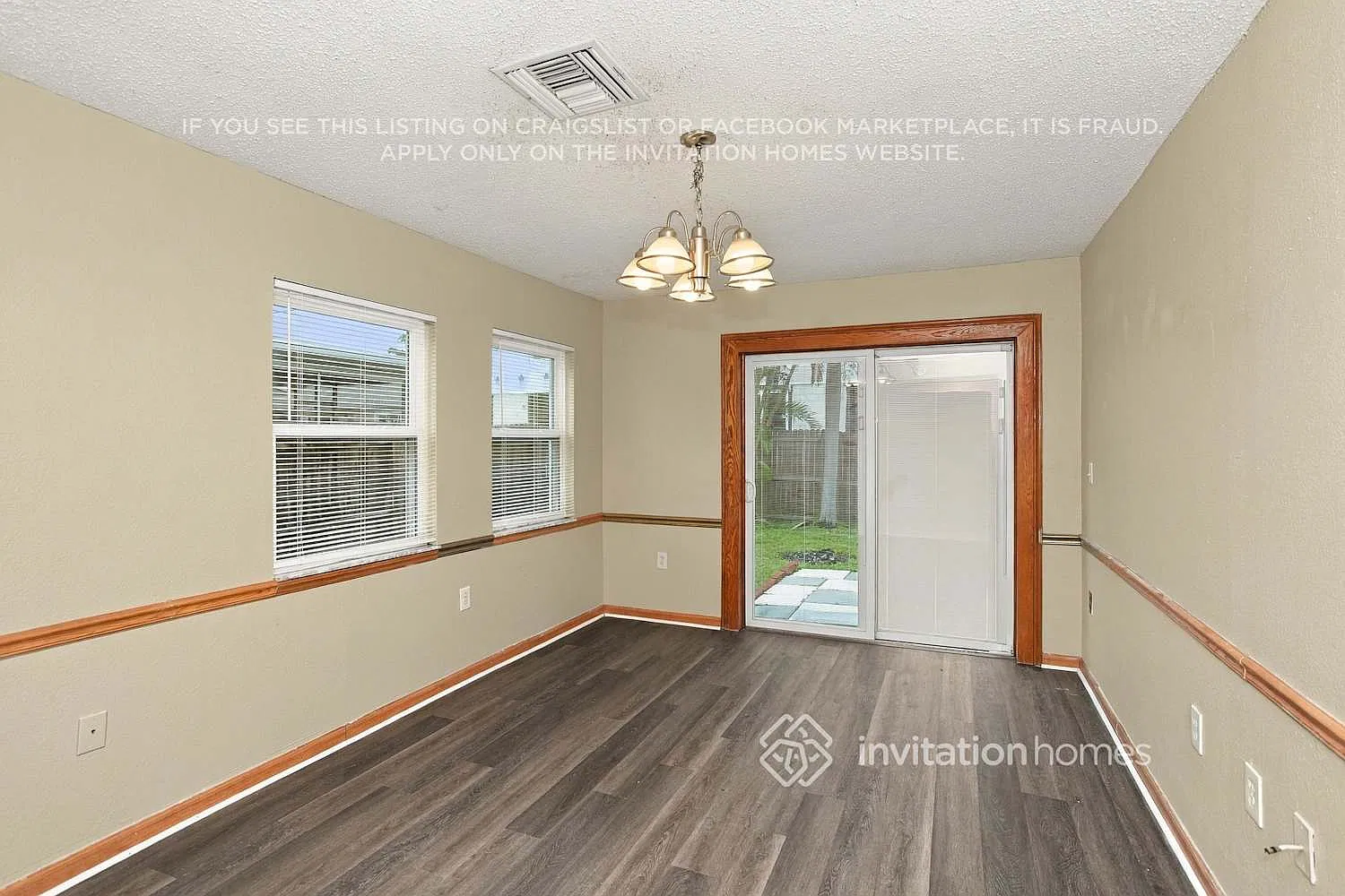 12402 68th St Largo, FL 33773 — Photo 4