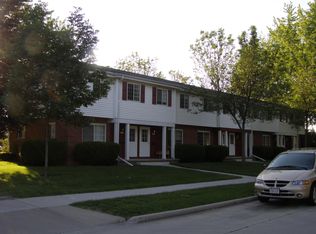 1019 Moreland St, Oshkosh, WI 54902