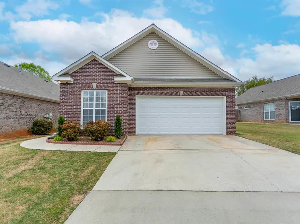 4780 Longmeadow Dr, Bessemer, AL 35022